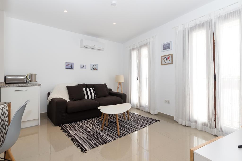 The Carpenter'S Boutique Apartments Marbella Quarto foto